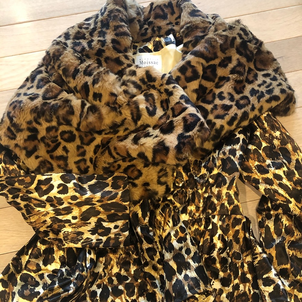 Michelle Moissac funky classic leopard print